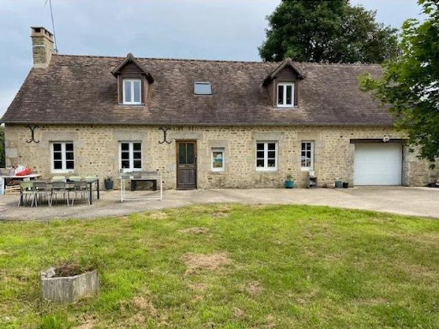 Location Maison 5 pièces 140 m2 Le Chevain