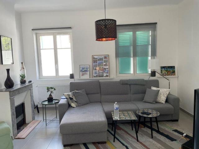 Location Maison 5 pièces 141m²