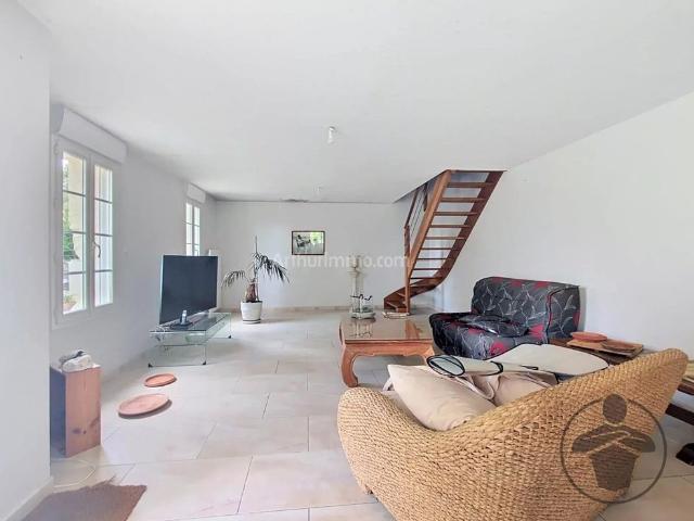 Location Maison 5 pièces 143 m2 à Maransin