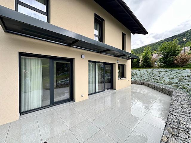 Location Maison 5 pièces 143 m2 Saint Cergues