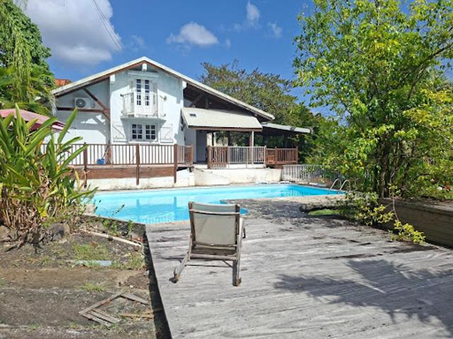 Location Maison 5 pièces 156 m2 Schoelcher