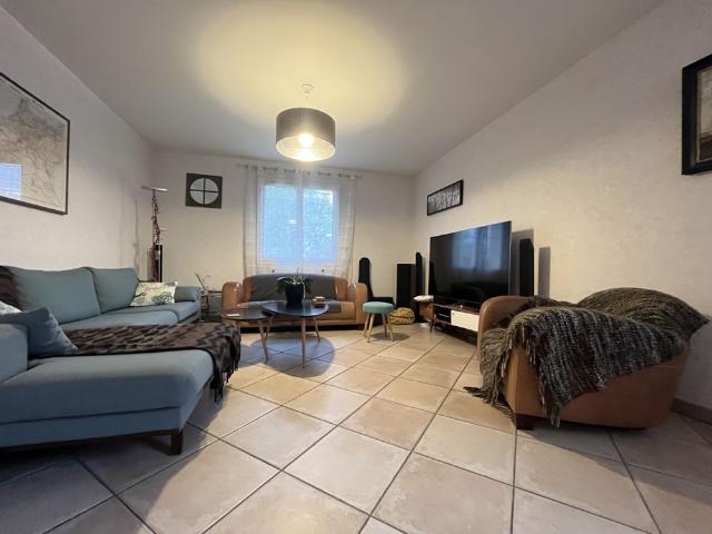Location Maison 5 pièces 156m² PERIGNAT LES SARLIEVE 63170