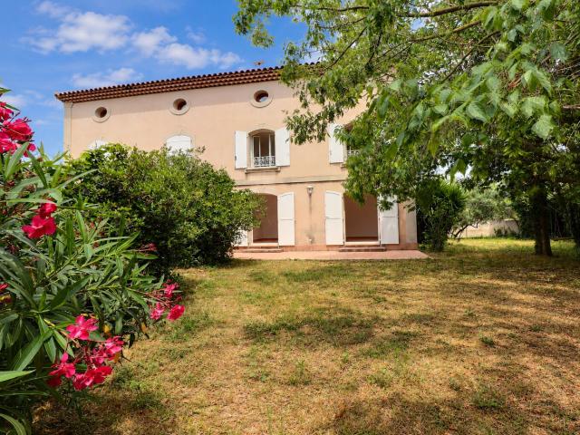 location maison 5 pièces, 159.00m², marseille 12