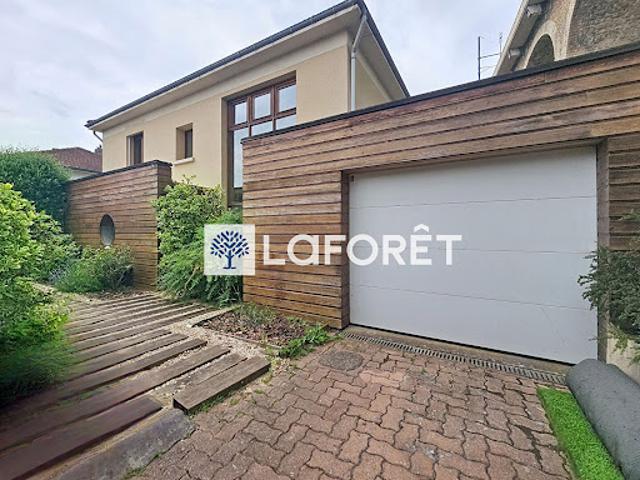 Location Maison 5 pièces 159.62 m2 Le Pecq