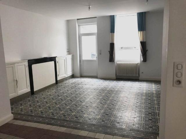 Location Maison 5 pièces 160m² ARRAS 62000