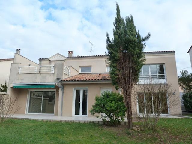 Location Maison 5 pièces 173 m2 Perigueux