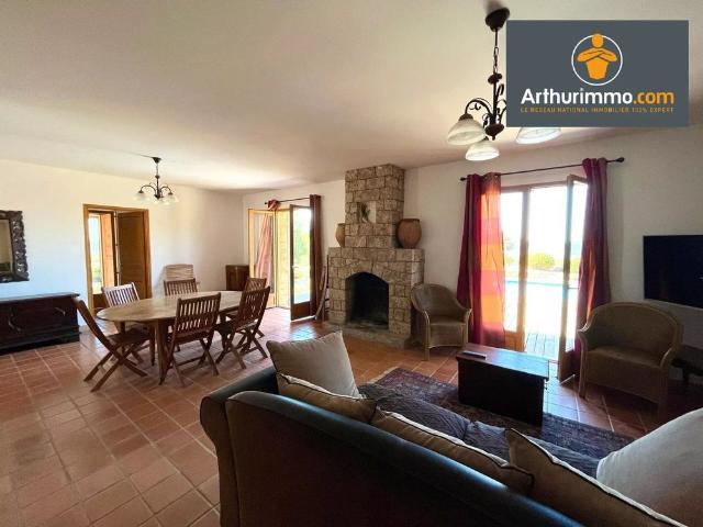 Location Maison 5 pièces 180 m2 à Coti Chiavari