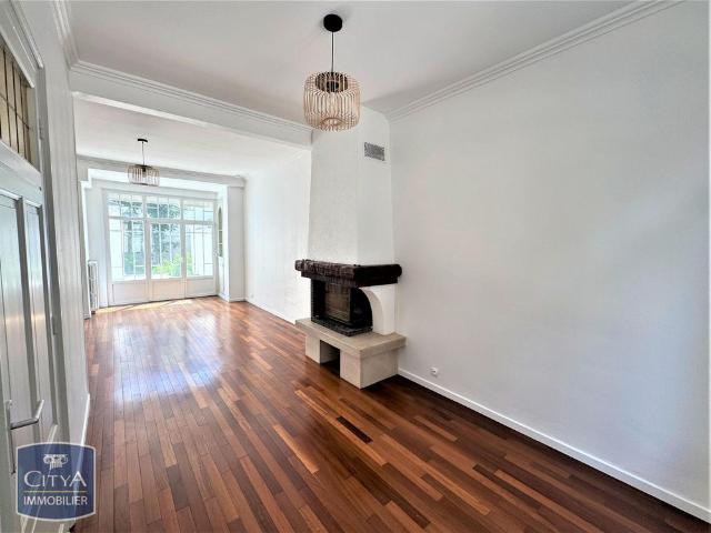 Location Maison 5 pièces 200m² HAUBOURDIN 59320