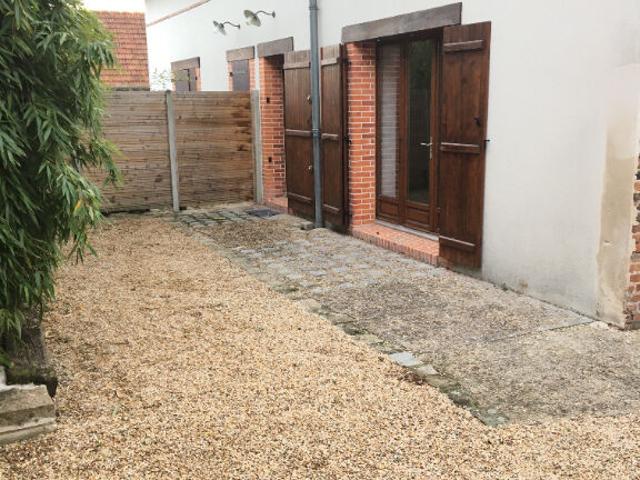 Location maison 5 pièces, 65.00m², Saint Viâtre