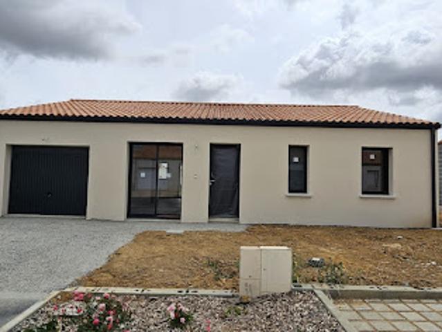 Location Maison 5 pièces 76 m2 Essarts en Bocage