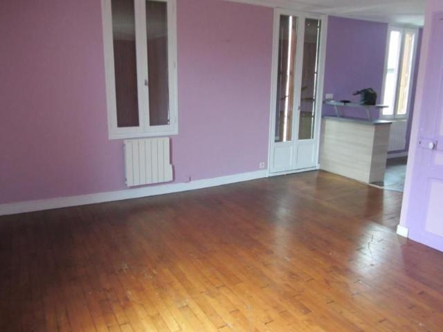 Location Maison 5 pièces 76m² EGLETONS 19300