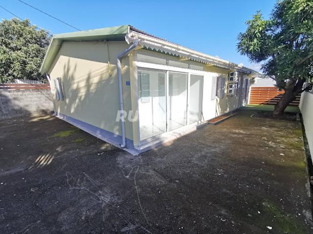 Location Maison 5 pièces 78.3 m2 Sainte Clotilde