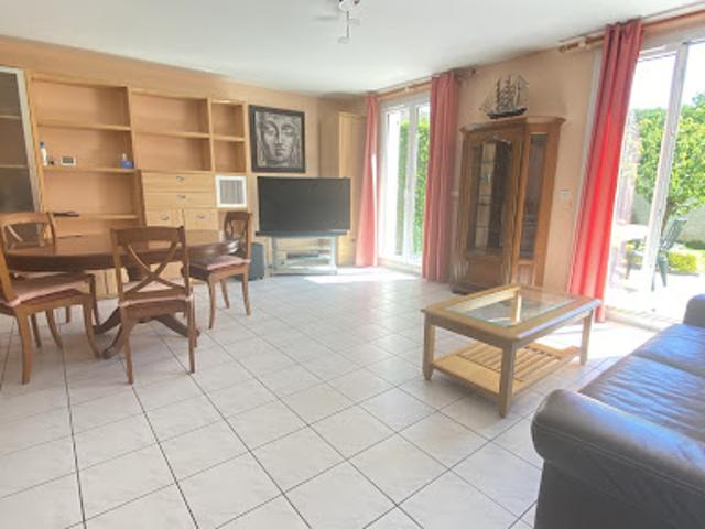 Location Maison 5 pièces 78.84 m2 Sainte genevieve des bois