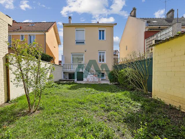 Location Maison 5 pièces 84 m2 Vitry sur Seine