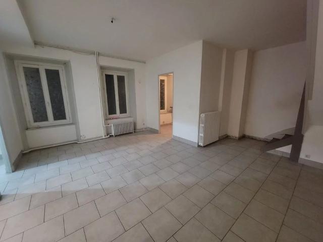 Location Maison 5 pièces 86m² DECIZE 58300