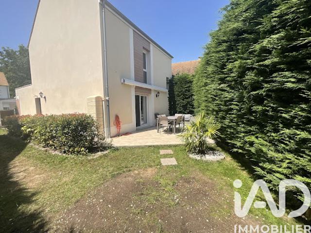 Location Maison 5 pièces 90 m2 Cesson