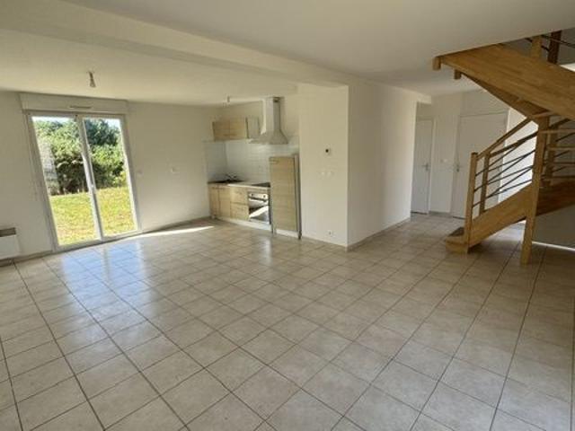 Location Maison 5 pièces 90m² DINAN 22100