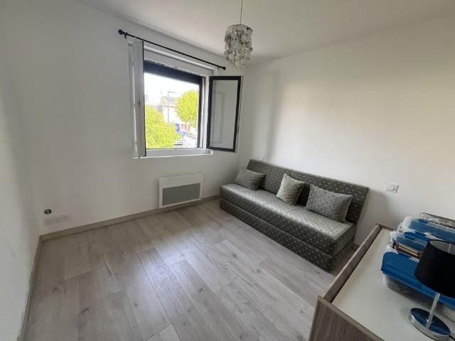Location Maison 5 pièces 92m² SEBAZAC CONCOURES 12740
