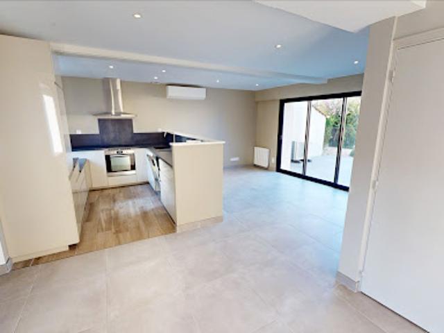 Location Maison 5 pièces 95.83 m2 Saint Cyr en Val