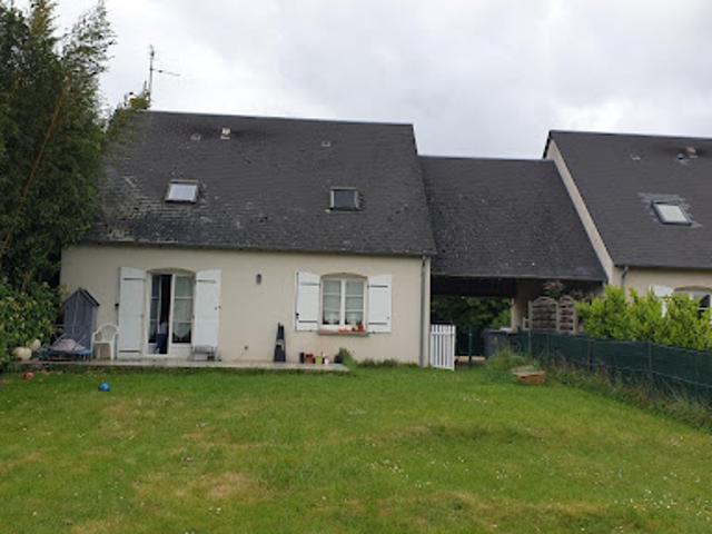 Location Maison 5 pièces 95.8 m2 Larçay