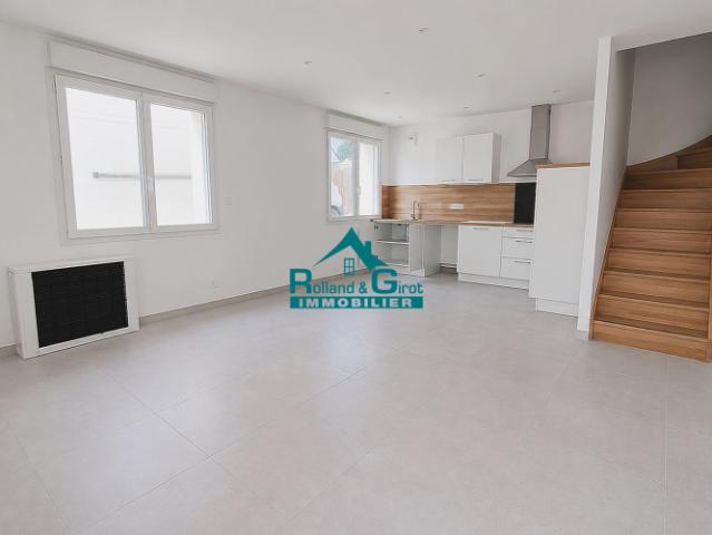 Location maison 5 pièces 96 m²