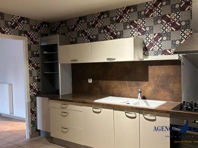 Location Maison 5 pièces 96m² ABREST 03200