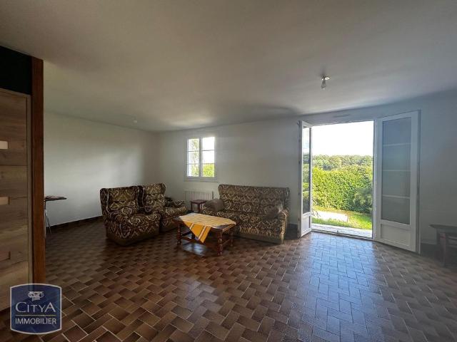 Location Maison 5 pièces 96m² VILLEVEQUE 49140