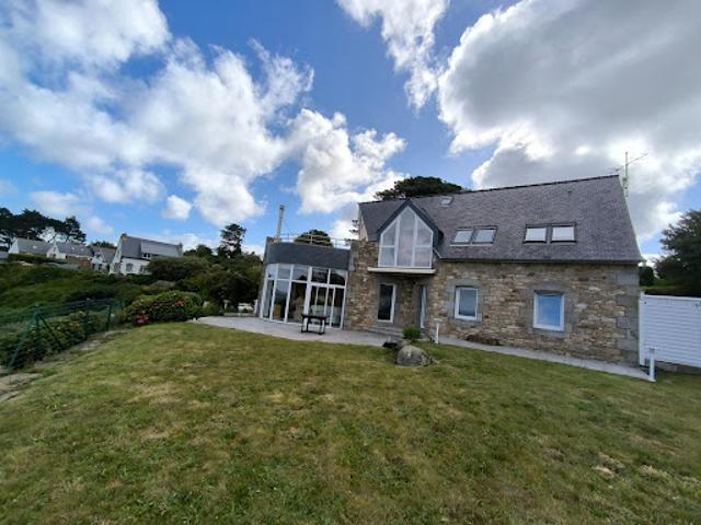 Location Maison 5 pièces 98 m2 Trélévern