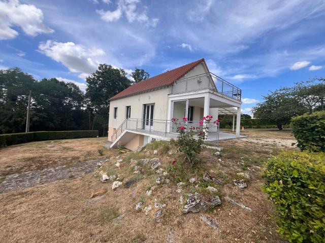 Maison 5 pièces Rilly sur Loire 99.24m² 820€ à louer