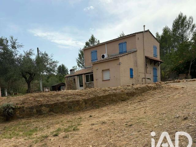 Location maison 5 pièces Carcès 83