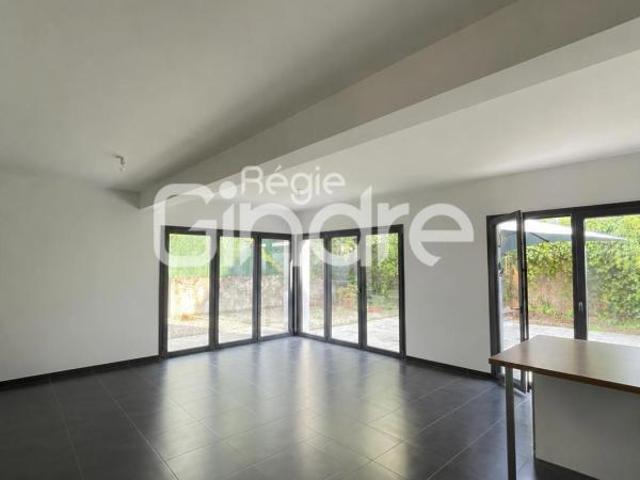 Location Maison 5 pièces + cuisine 122,23 m² 1