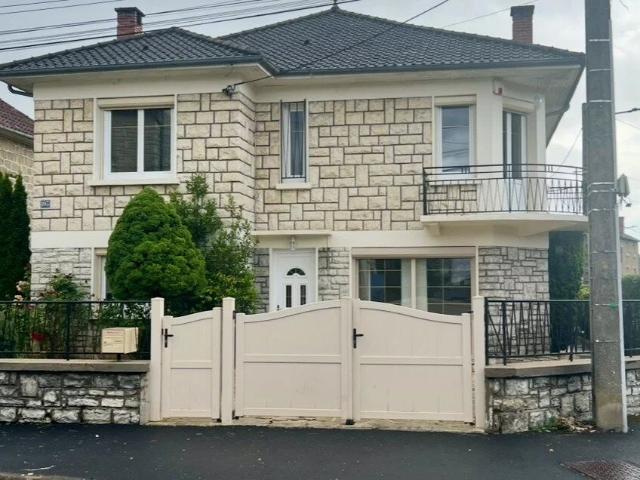 Location Maison 5 pièces 137 m2 à Brive la Gaillarde