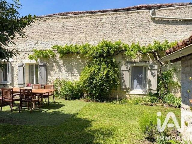 Location maison 5 pièces Ambérac 16