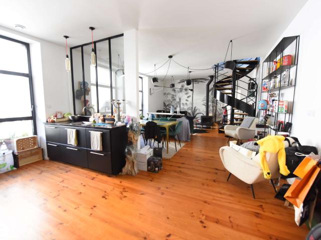 Location maison 5 pièces Angers Centre 49