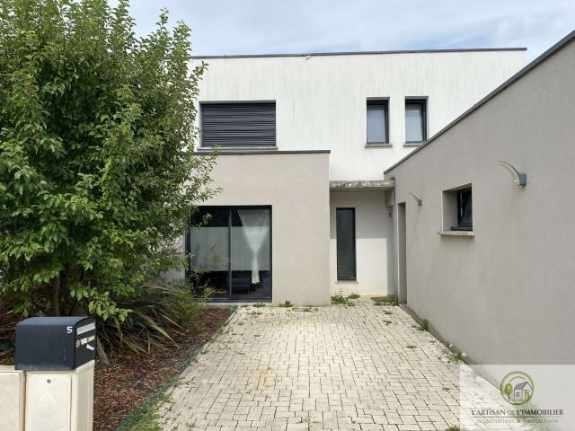 Location maison 5 pièces Orgères 35