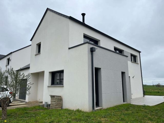 Location maison 5 pièces Ossé 35