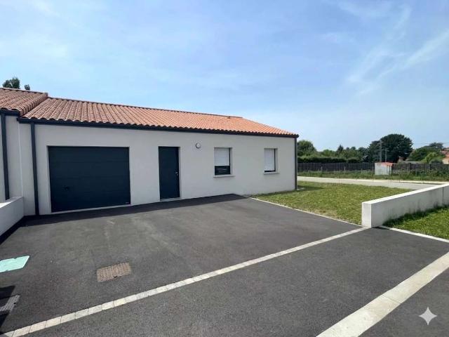 Location maison 5 pièces Le May sur Èvre 49