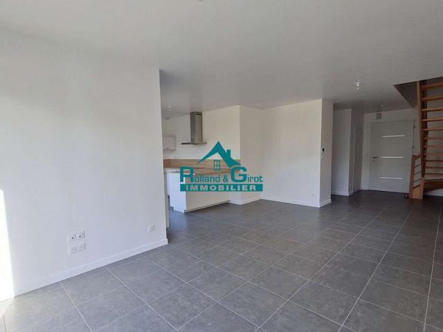 Location maison 5 pièces Montreuil sur Ille 35