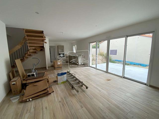 Location maison 5 pièces Saint Julien de Concelles 44