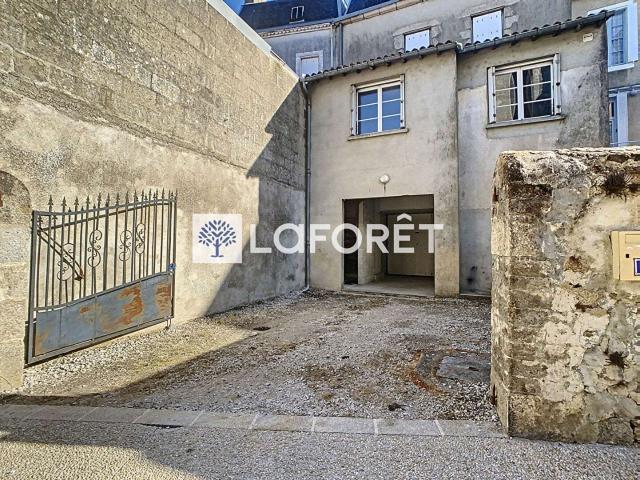 Location maison 5 pièces Secondigny 79