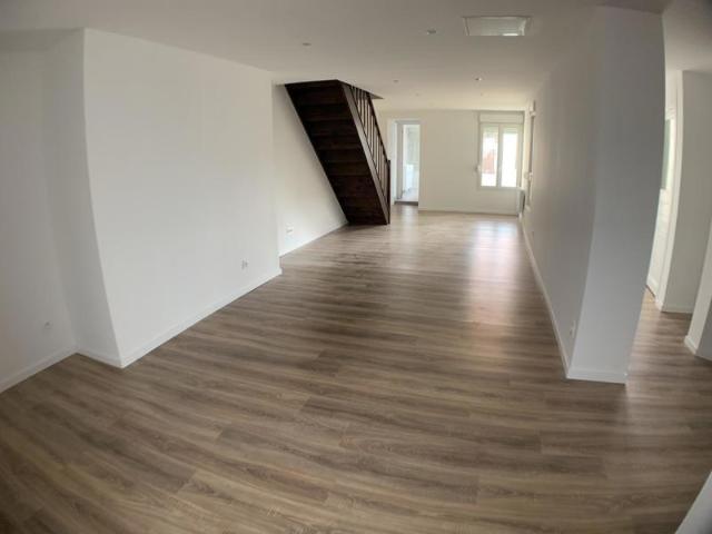 Location Maison 60 m² à Arvillers 580 ¤ CC /mois