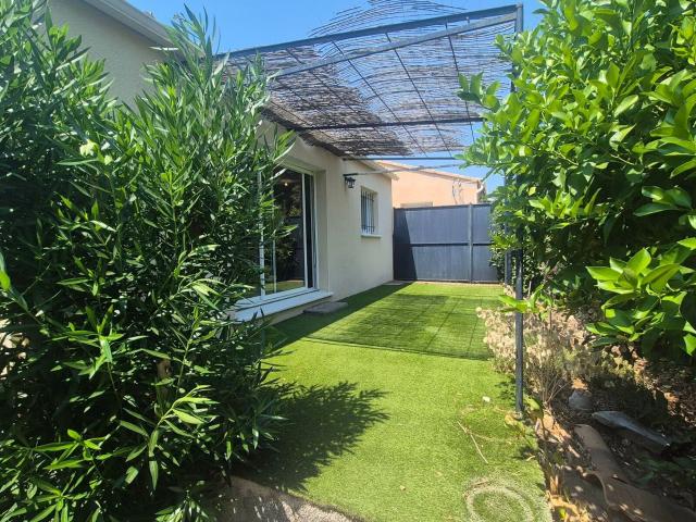 Location maison, 65 m² T 3 à Pont Saint Esprit, 950 €