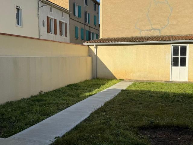 Location maison, 67 m² T 3 à Castres, 815 €