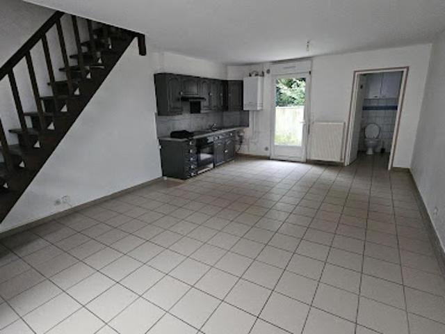 Location Maison 68 m2 Calais