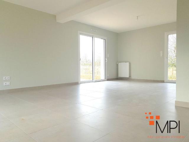 Location Maison 6 pièces 102m²