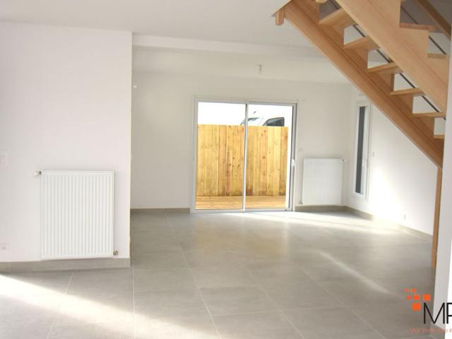 Location Maison 6 pièces 113m²