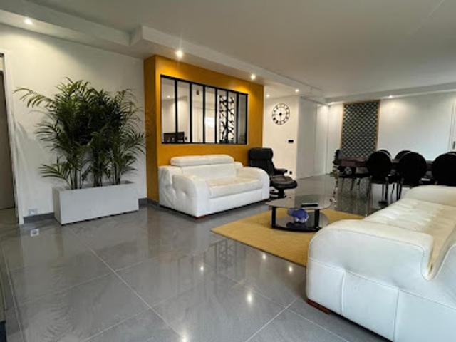 Location Maison 6 pièces 134.89 m2 Courcouronnes