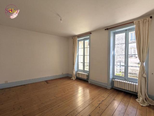 Location Maison 6 pièces 136m² COGNAC 16100