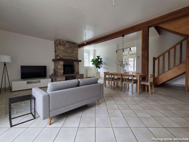 Location maison 6 pièces, 130.00m², Bains sur Oust