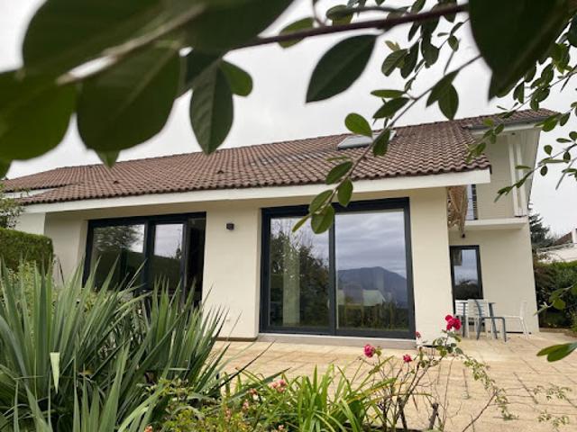 Location Maison 6 pièces 131 m2 Annecy le Vieux